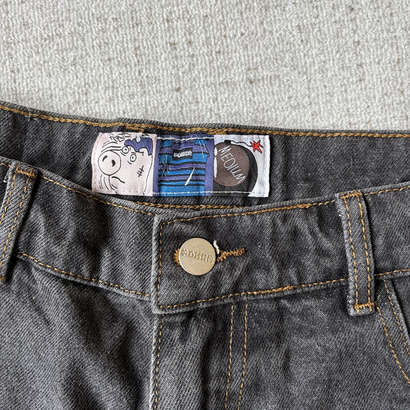 Poser Jorts 5