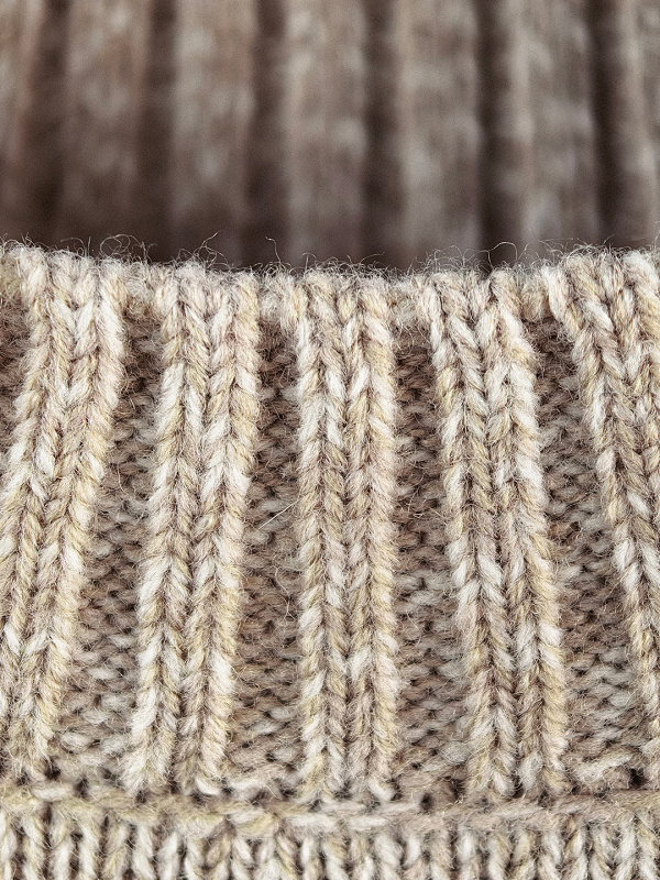 Mobius Wool Knit 4
