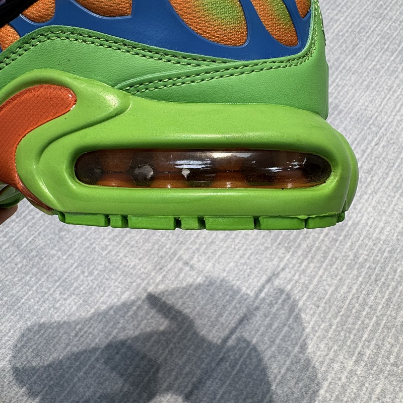 Supreme Nike TN Shoes 4