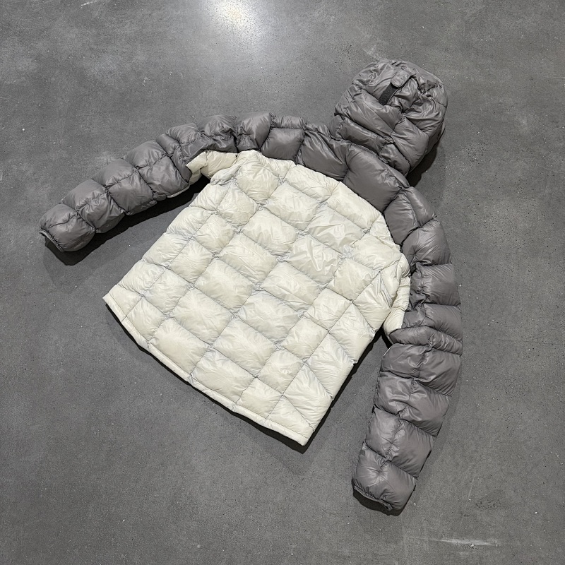 Montbell Puff Grey 4