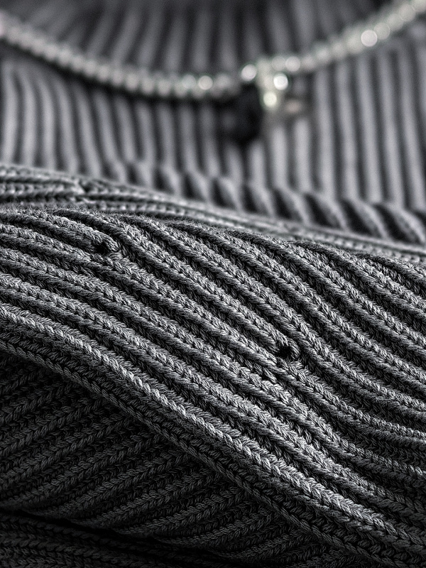 Mobius Liquid Silver Knit 3
