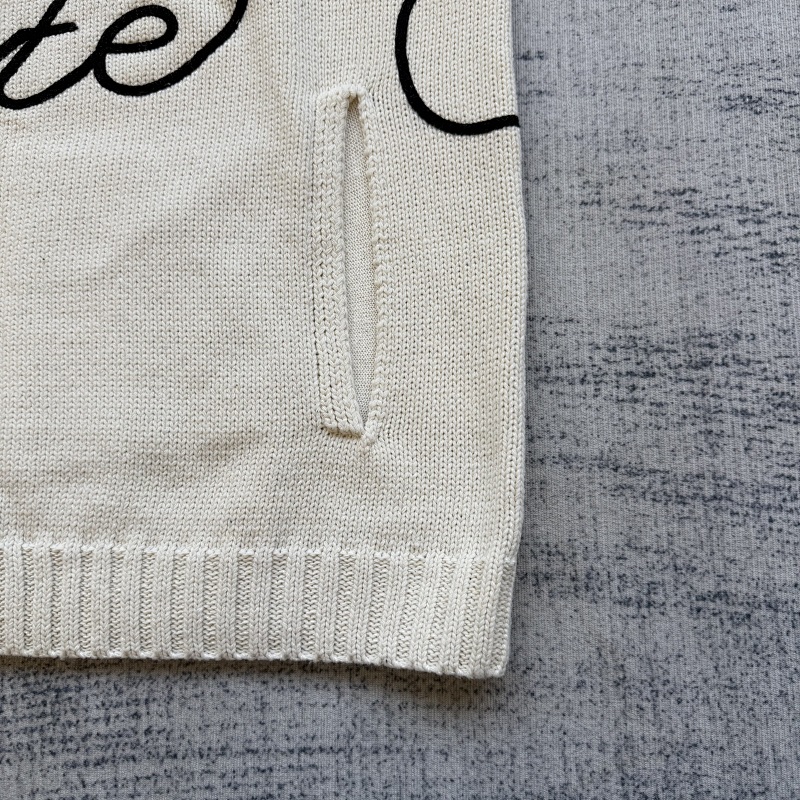 Arte Zip Sweater 8