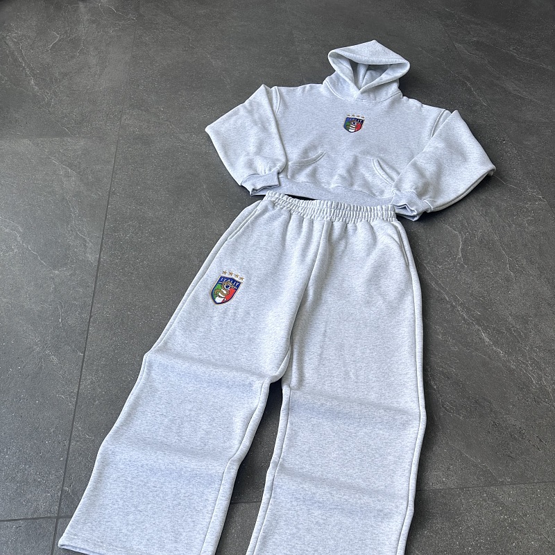 Heavyweight Crest Tracksuit - Italy Exclusive 4
