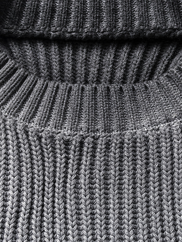 Mobius Liquid Silver Knit 4