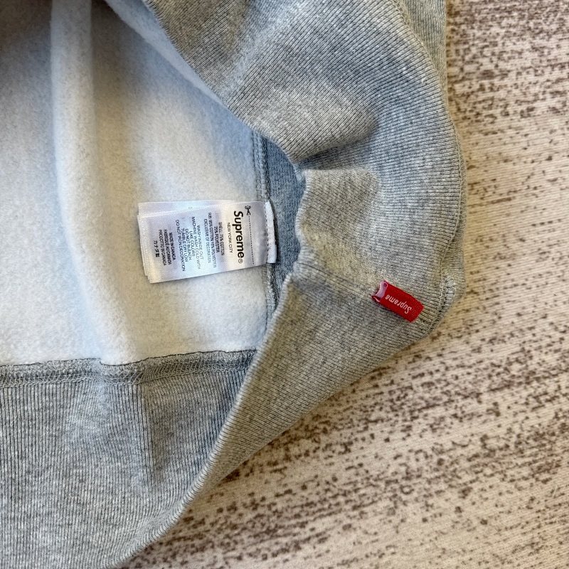 Supreme Striped Crew Neck Sweatshirt 8
