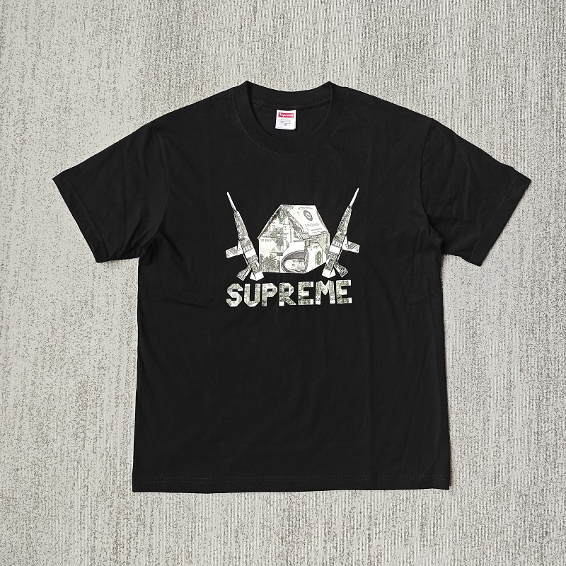Supreme Tee