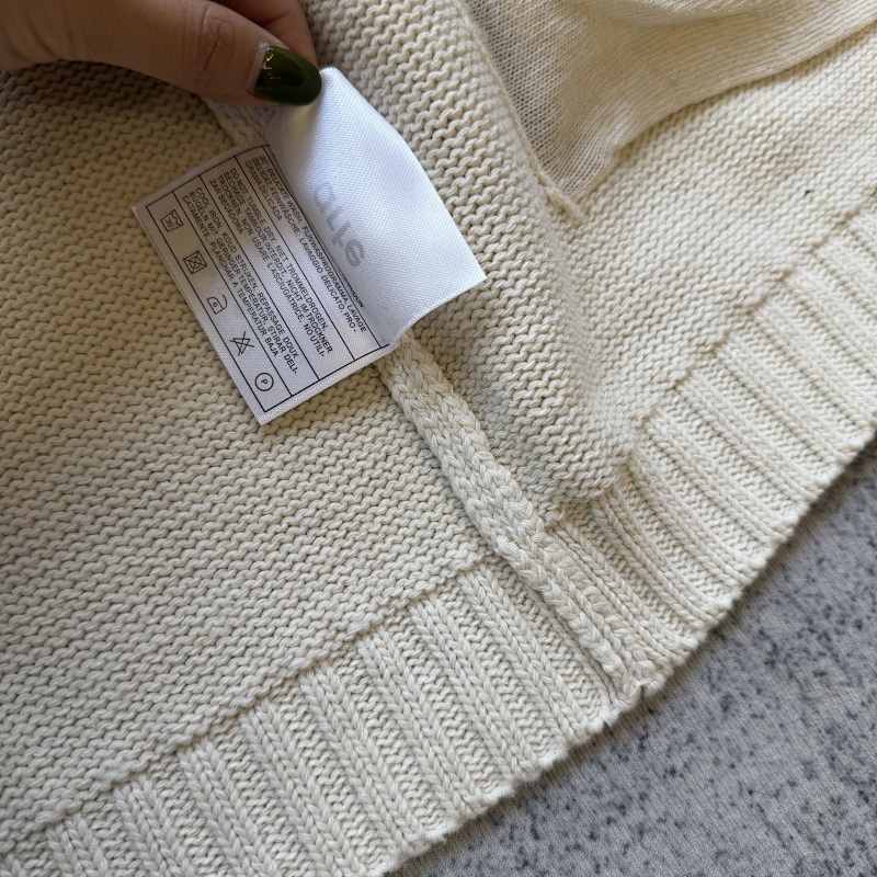 Arte Zip Sweater 11