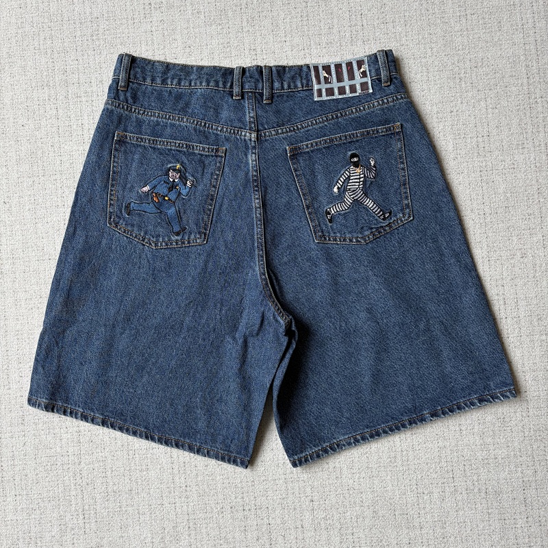 Poser Jorts 6