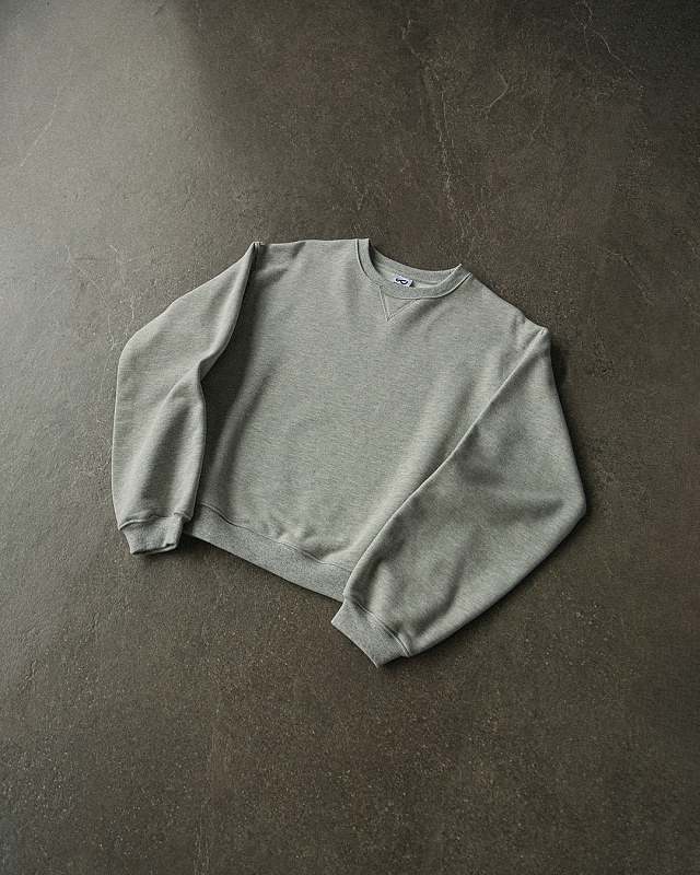 Mobius Crew Neck 8