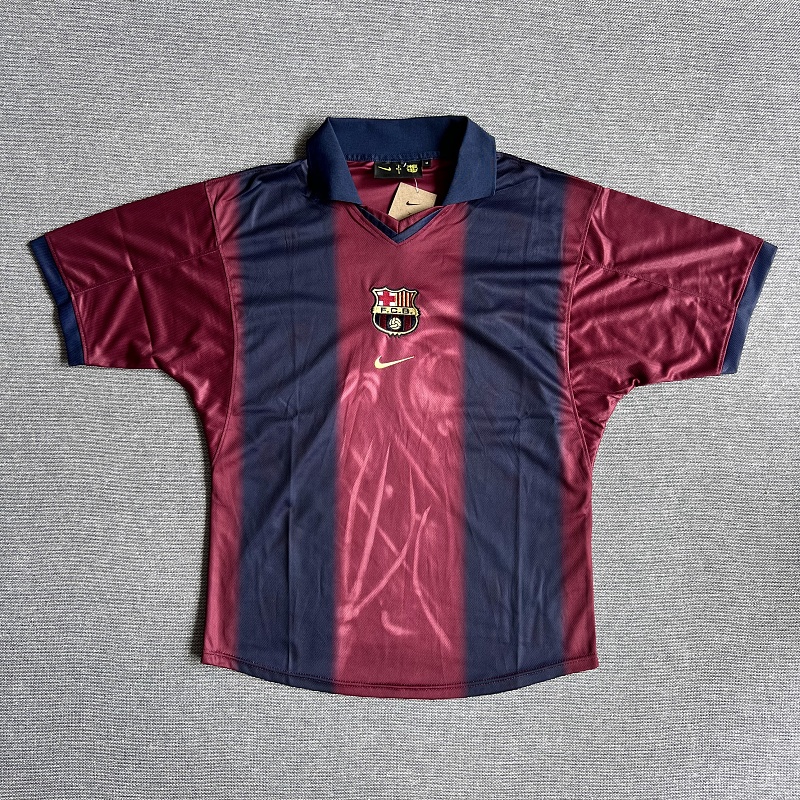 Barcelona Retro Jersey T-Shirt
