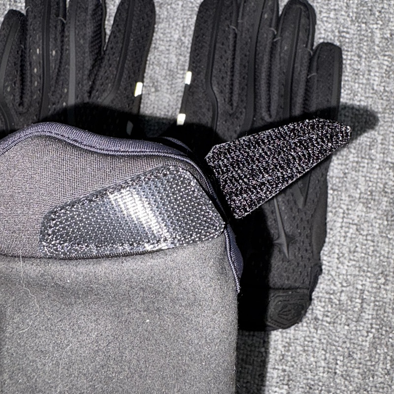 Nocta Gloves 9