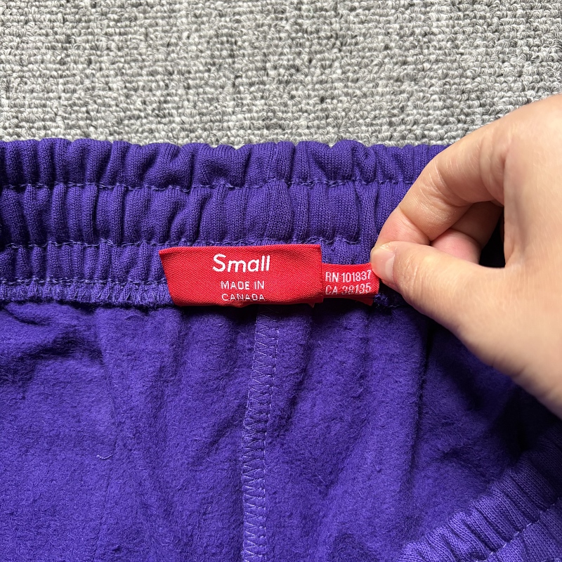 Supreme Small Logo Shorts 4