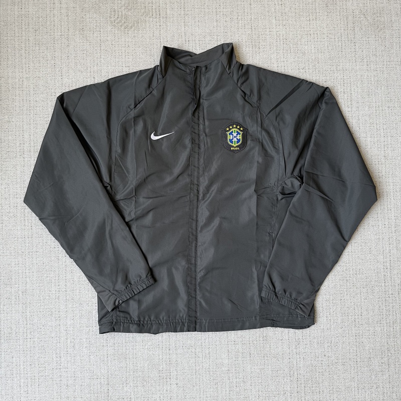 Nk Tracksuit 150￥ 9