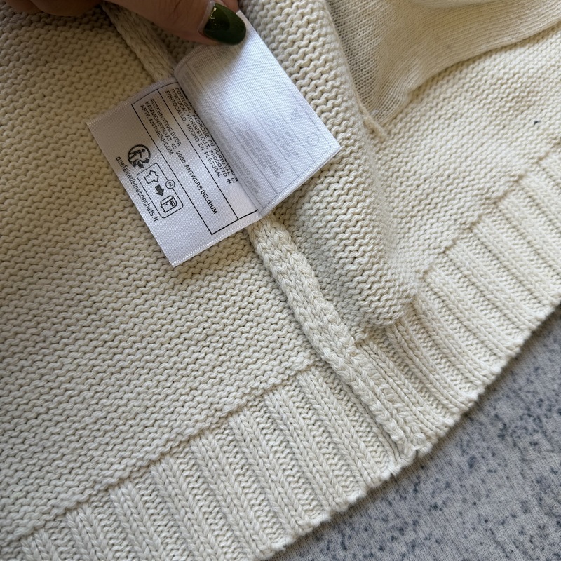 Arte Zip Sweater 12