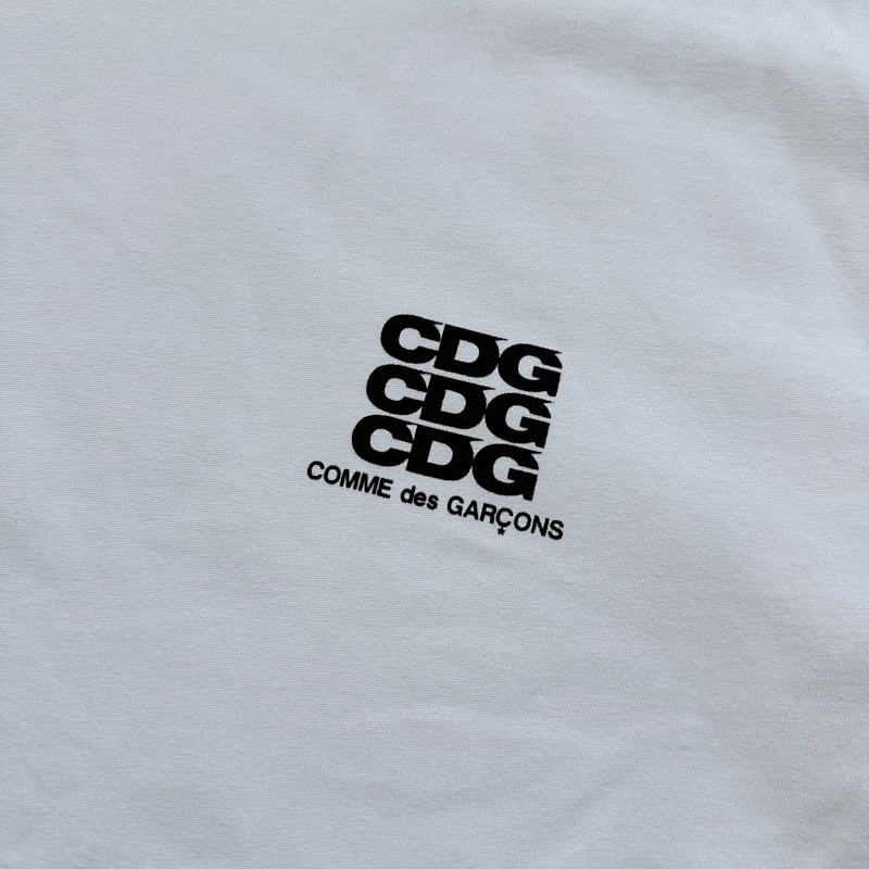 Comme des Garcons Small Logo T-shirt 9