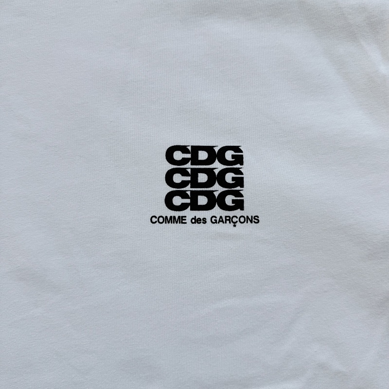 Comme des Garcons Small Logo T-shirt 8