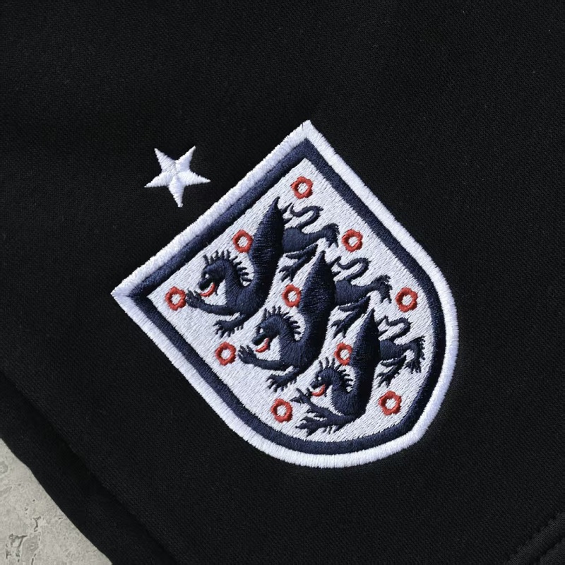 Creast Shorts - England Exclusive 10