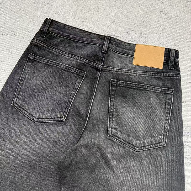 Fyredwrld Jeans 8