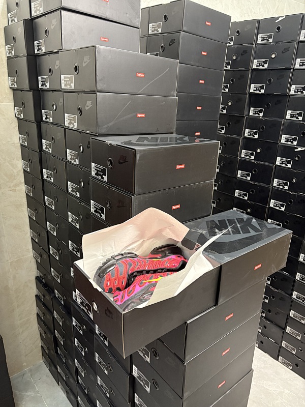 Supreme Nike TN Shoes Red 6