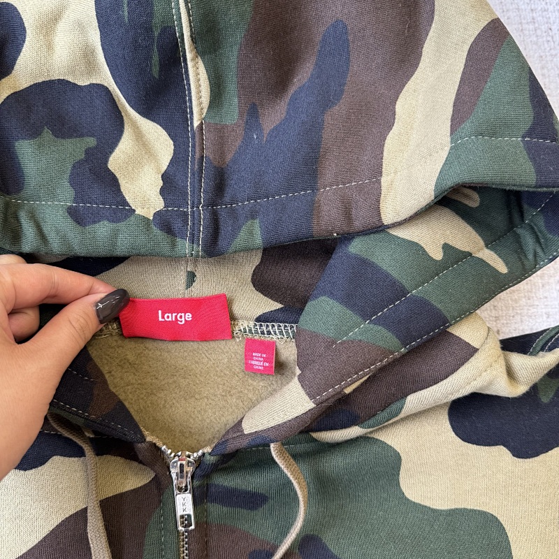 Supreme Big Logo Hoodie 12