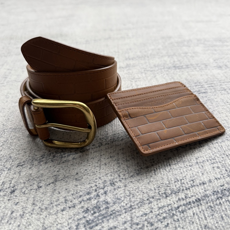 E*periment 5 Brick Cardholder 3