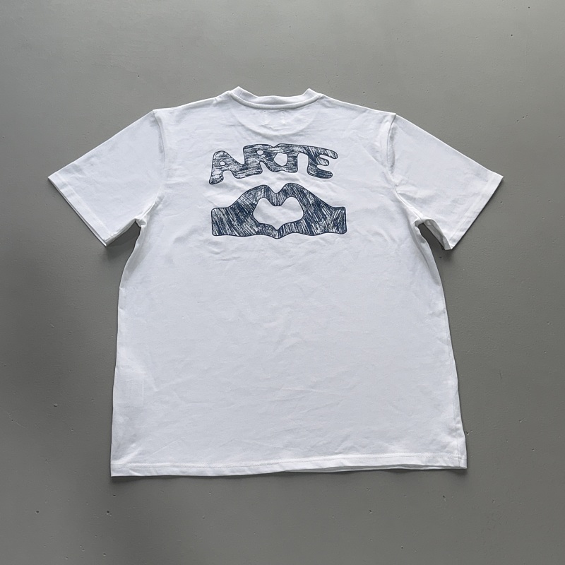 Arte Antwerp Diels Scribble Heart-hands T-shirt 4