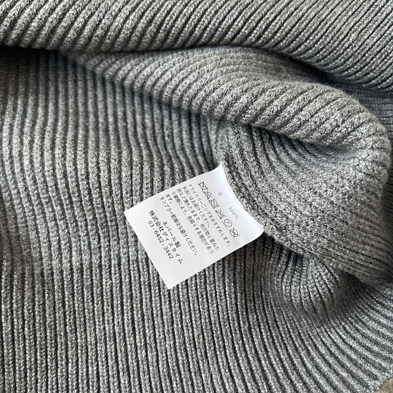 Comme des Garcons Grey Sweater 8