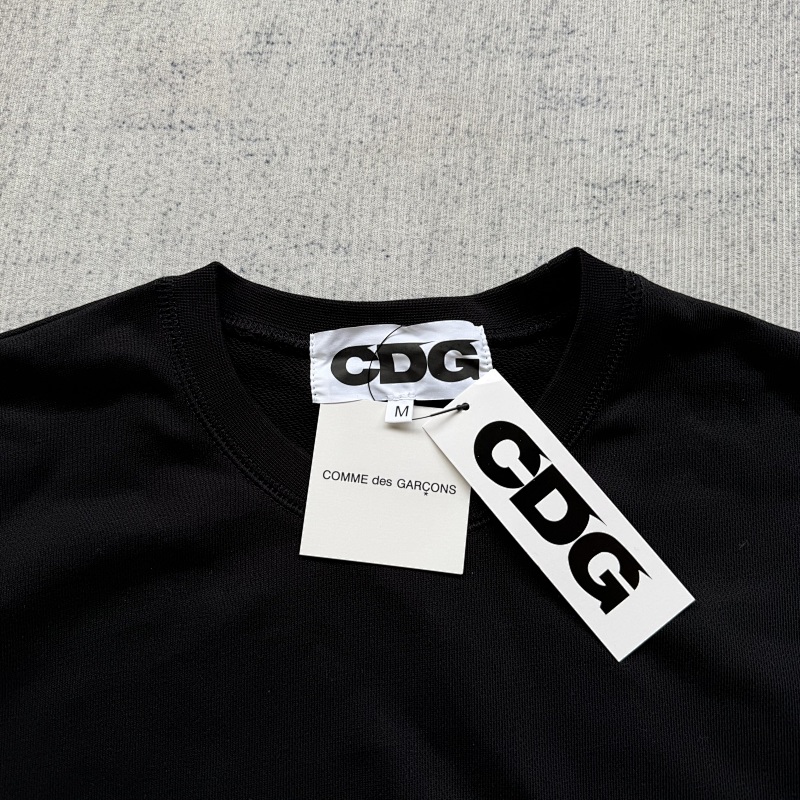 Comme des Garcons Crewneck Sweatshirt 4
