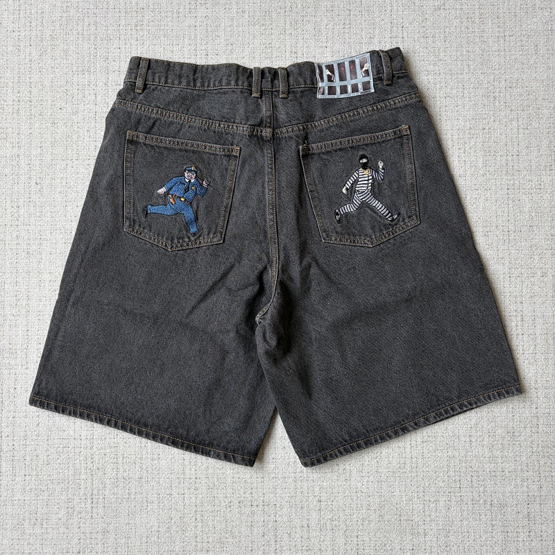 Poser Jorts 4