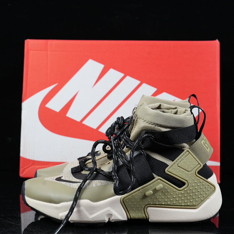 Nike Air Huarache Gripp 'Black'