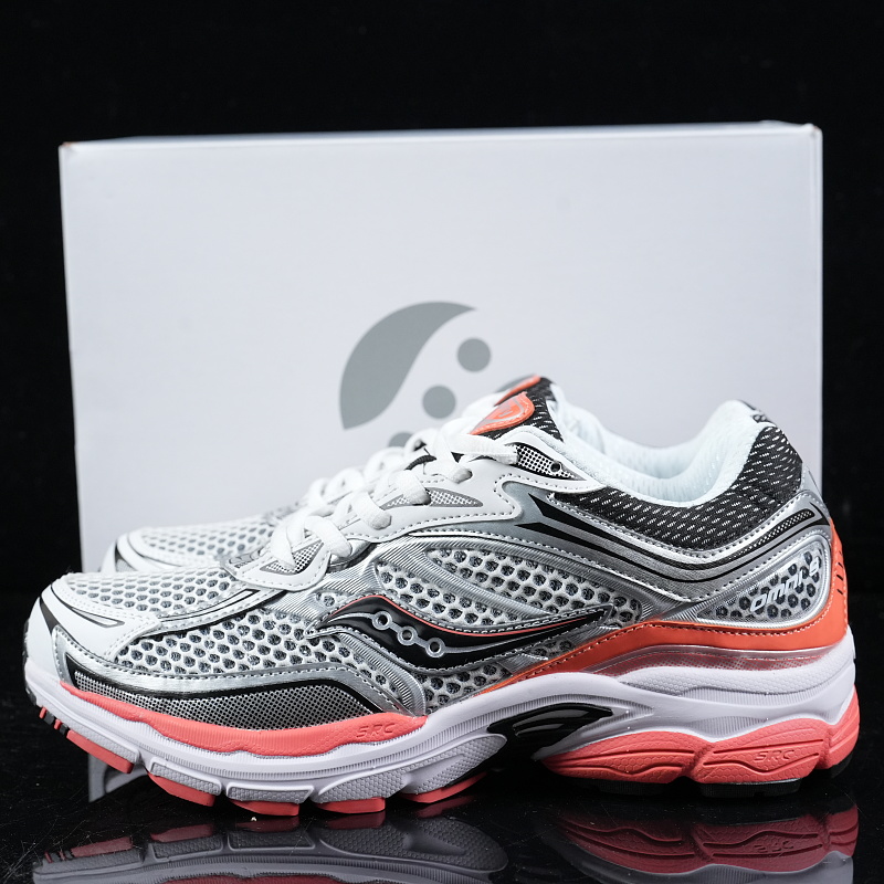 Saucony Pro Grid Omni 9