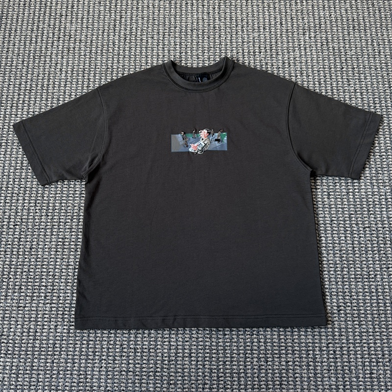 Tee · 6