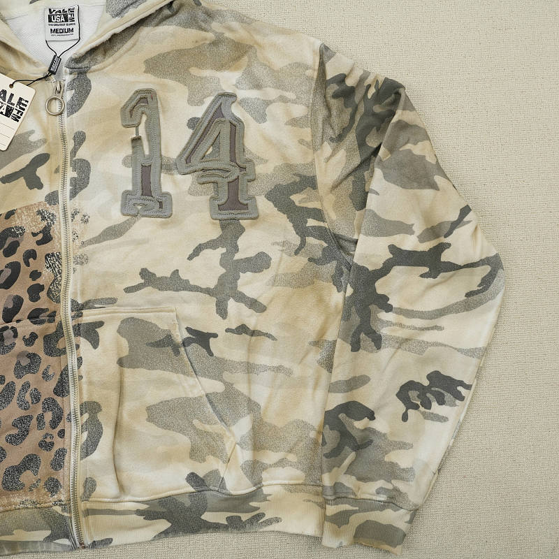 Vale Zip Hoodie 10