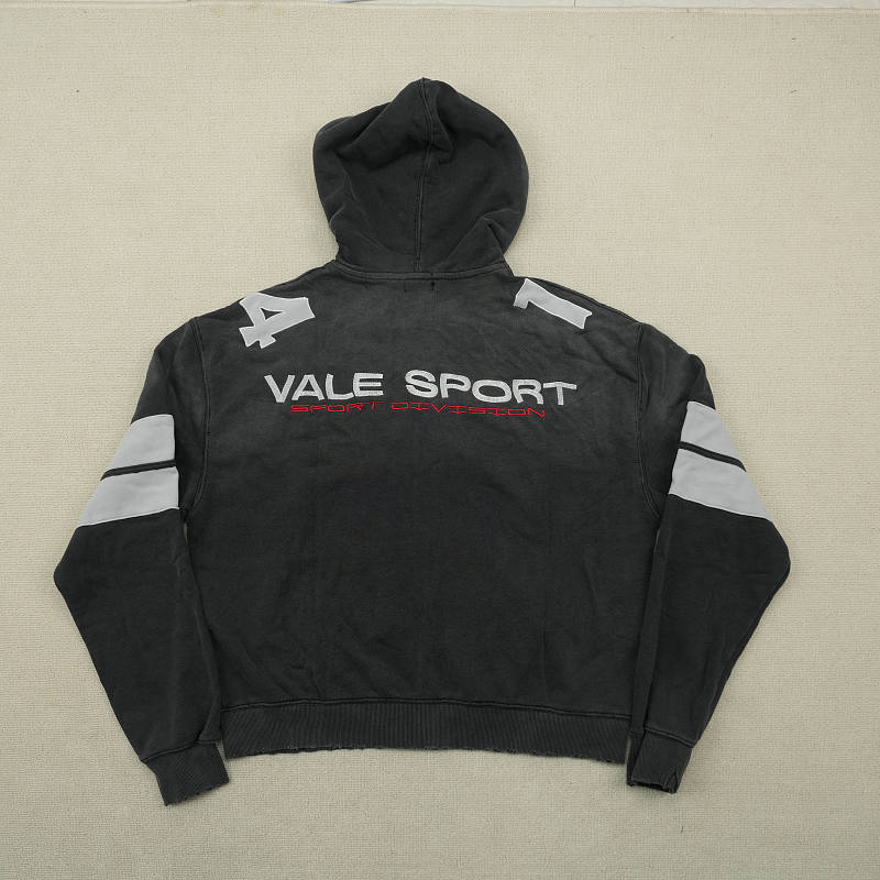 Vale Zip Hoodie 9