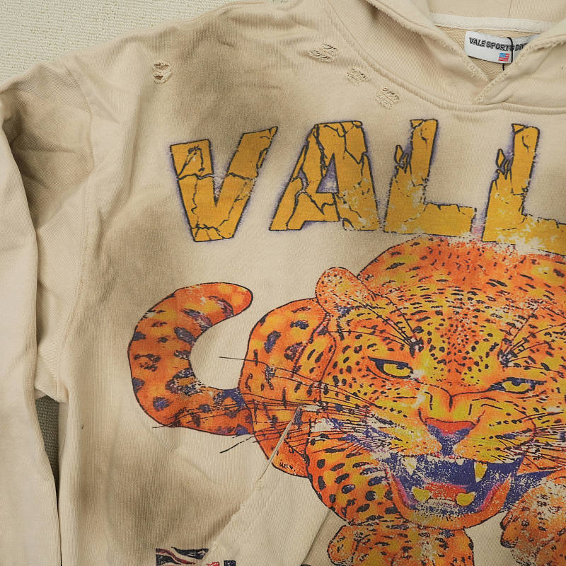Vale Hoodie 10
