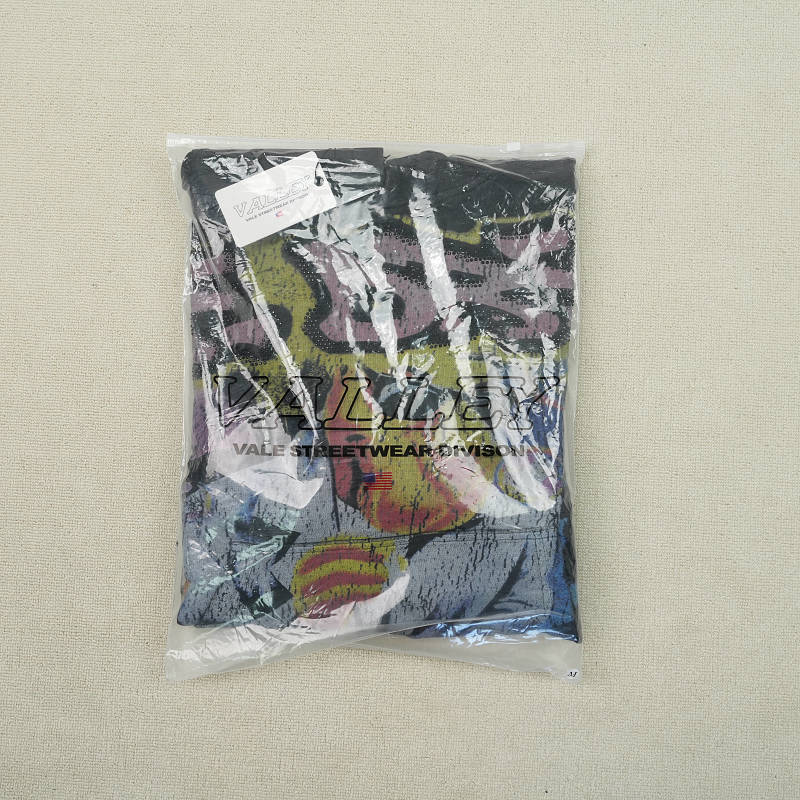 Vale Hoodie 3