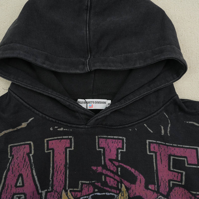Vale Hoodie 11