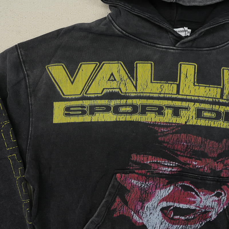 Vale Hoodie 12