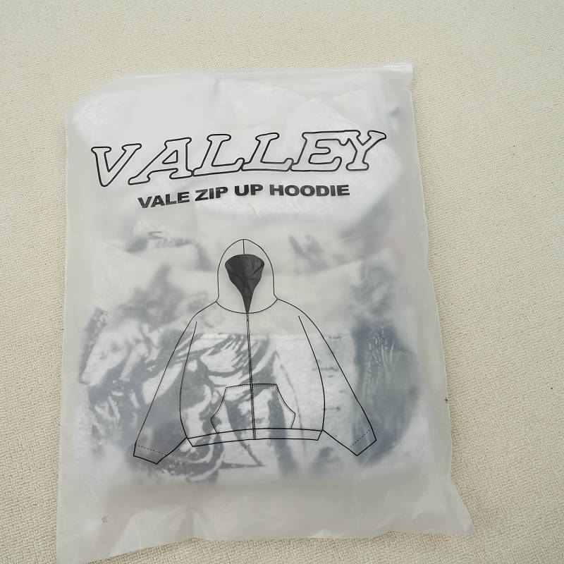 Vale Hoodie 3