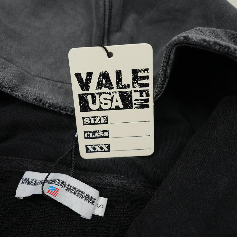Vale Hoodie 10