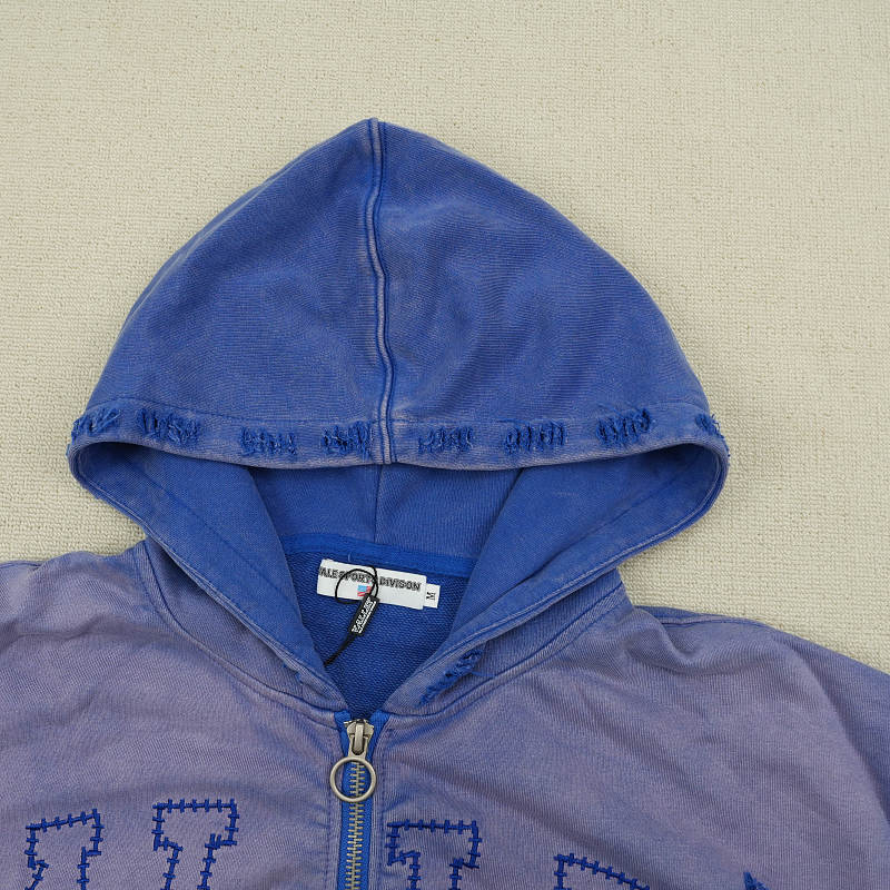 Vale Zip Hoodie 10