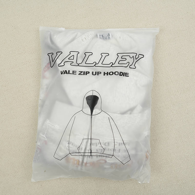 Vale Zip Hoodie 4