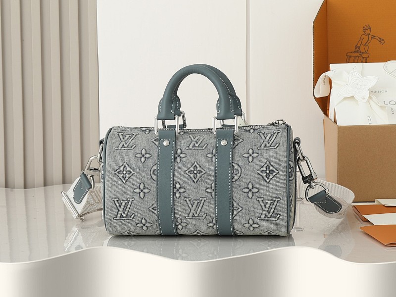 Louis Vuitton 8