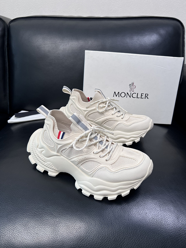 Moncle* · 5