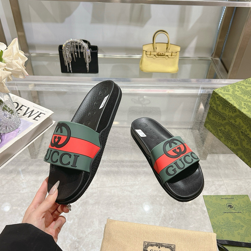 Gucc* Slipper · 2