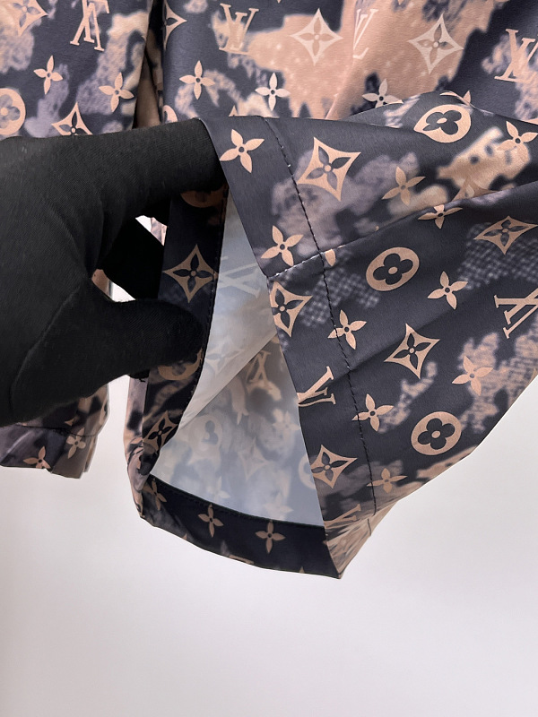 Louis Vuitton Short 3