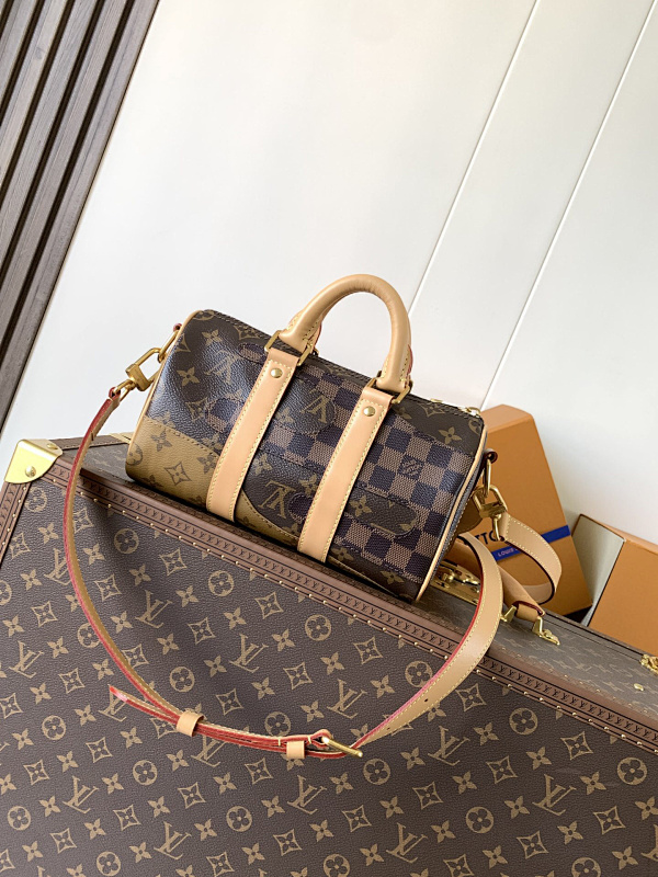 Louis Vuitton 2
