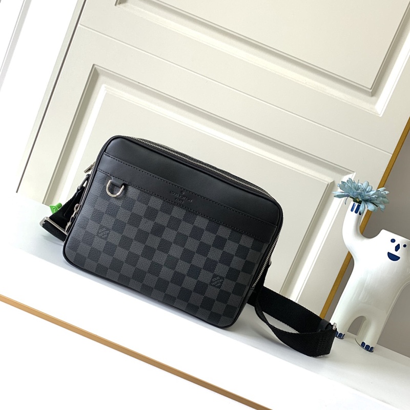 Louis Vuitton 4