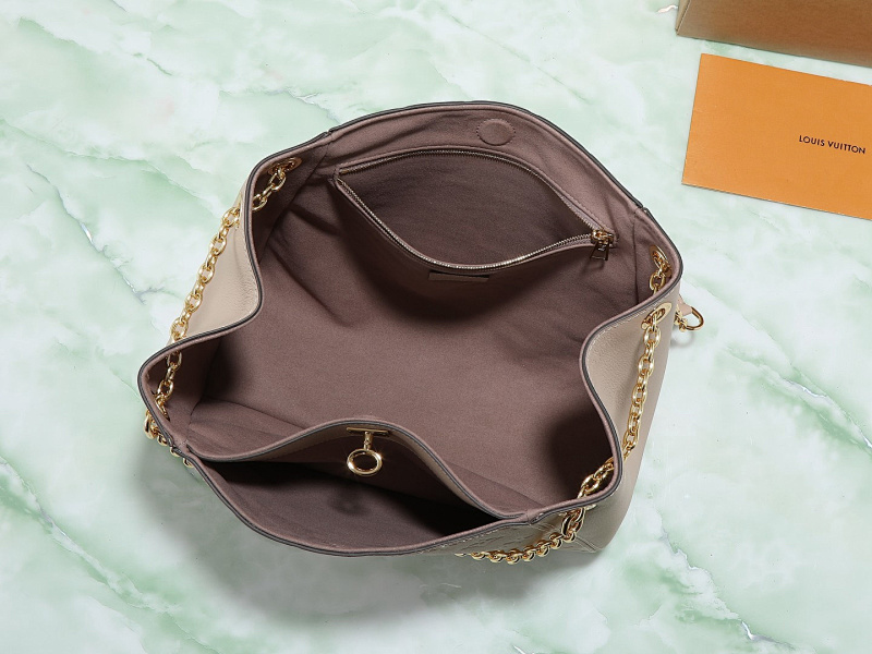 Louis Vuitton 2