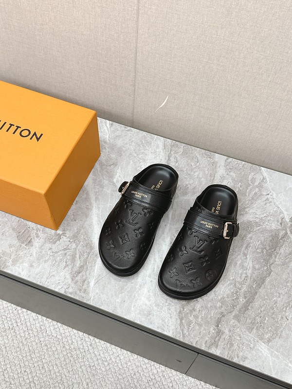 Louis Vuitton 4